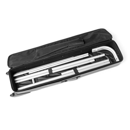Messewand Zipper Wall inklusive Transport Trolley. Das System wird in Einzelteilen  gut gepolstert verpackt.